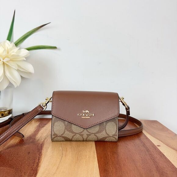 NWT Coach Mini Envelope Wallet With Strap In Signature Canvas - Picture 1 of 8
